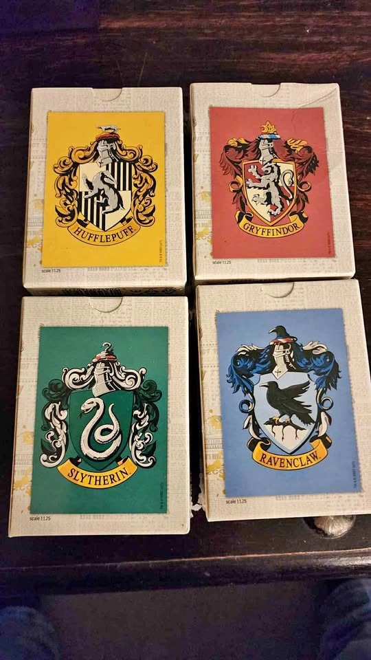 MtG sealed Harry Potter sleeves, all 4 house symbols