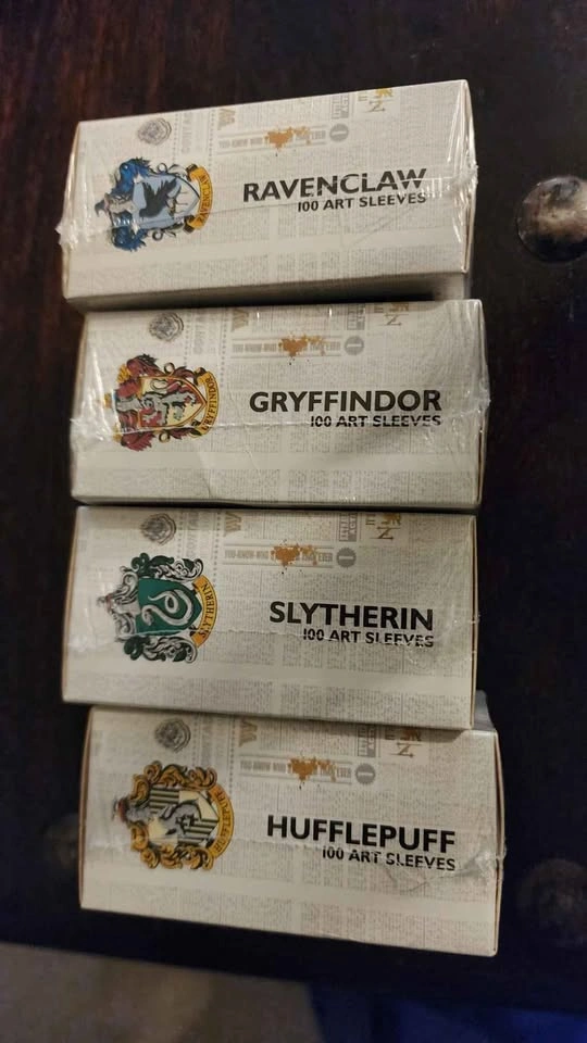 MtG sealed Harry Potter sleeves, all 4 house symbols - photo 3