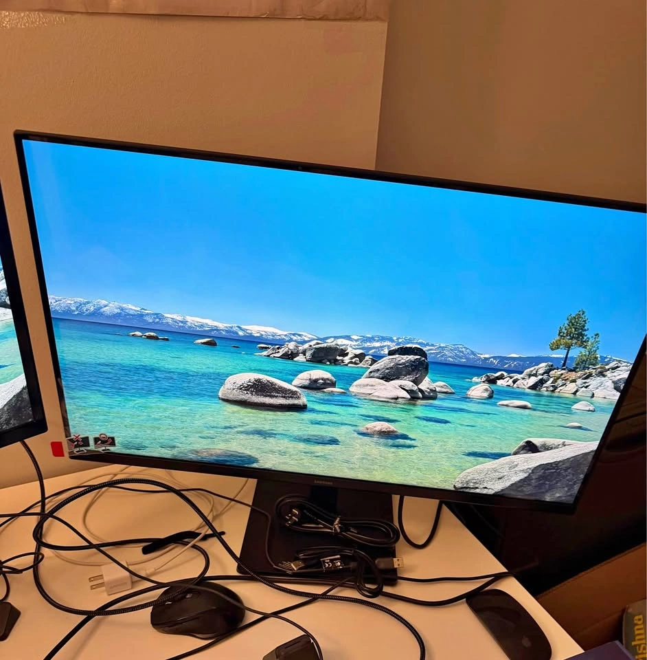 Samsung LED Monitor