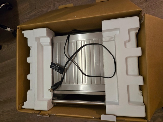 Breville Smart Oven Air Fryer Pro (BOV900BSS) - Original Box - photo 2