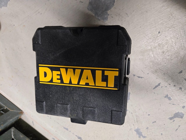 DeWalt DW088CG Green Line Laser Level Set - photo 2
