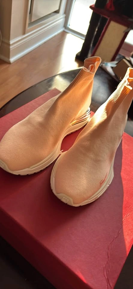 Salvatore Ferragamo Lemon Pink Ninette sock shoes size 6 - photo 2