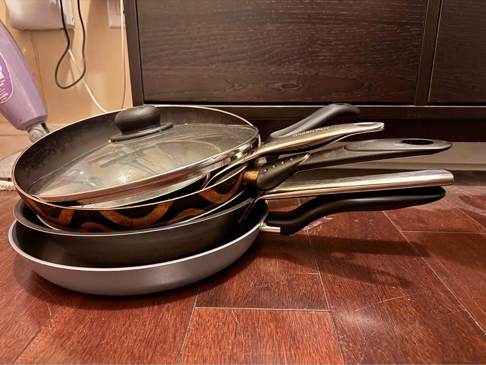 Pans