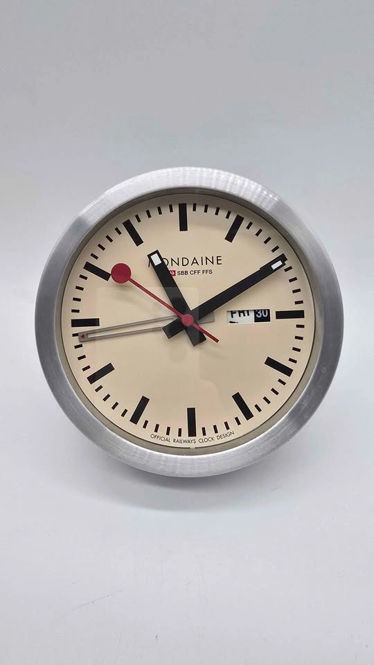Mondaine Official Swiss Railways Desk Clock