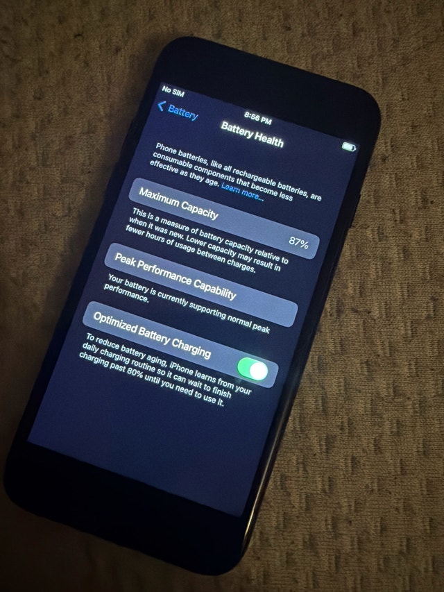 Apple iPhone 7 - photo 3