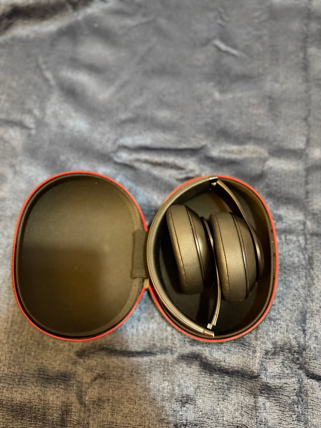 Beats Studio3 Wireless Headphones – Black - photo 4