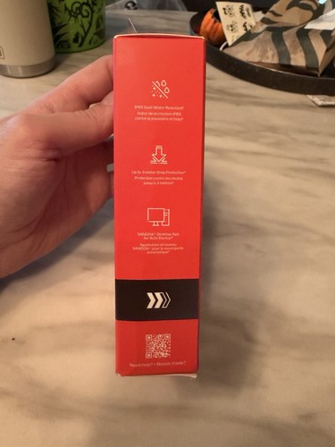 SANDISK 4TB Extreme Portable SSD - new - photo 2