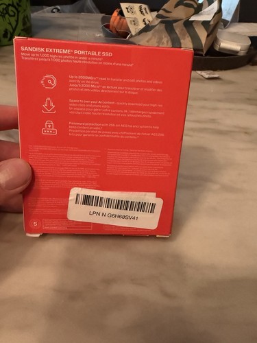 SANDISK 4TB Extreme Portable SSD - new - photo 3