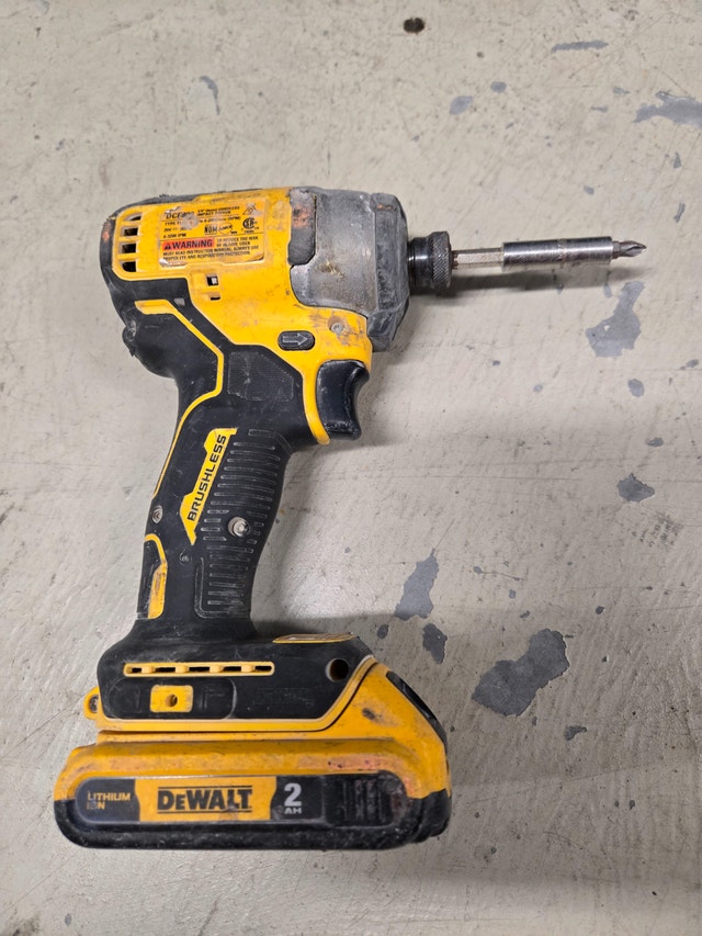 DeWalt DCF809 20V MAX Brushless Impact Driver (Bare Tool) - photo 2