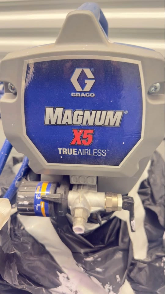 Graco Magnum X5 Airless Paint Sprayer - photo 2