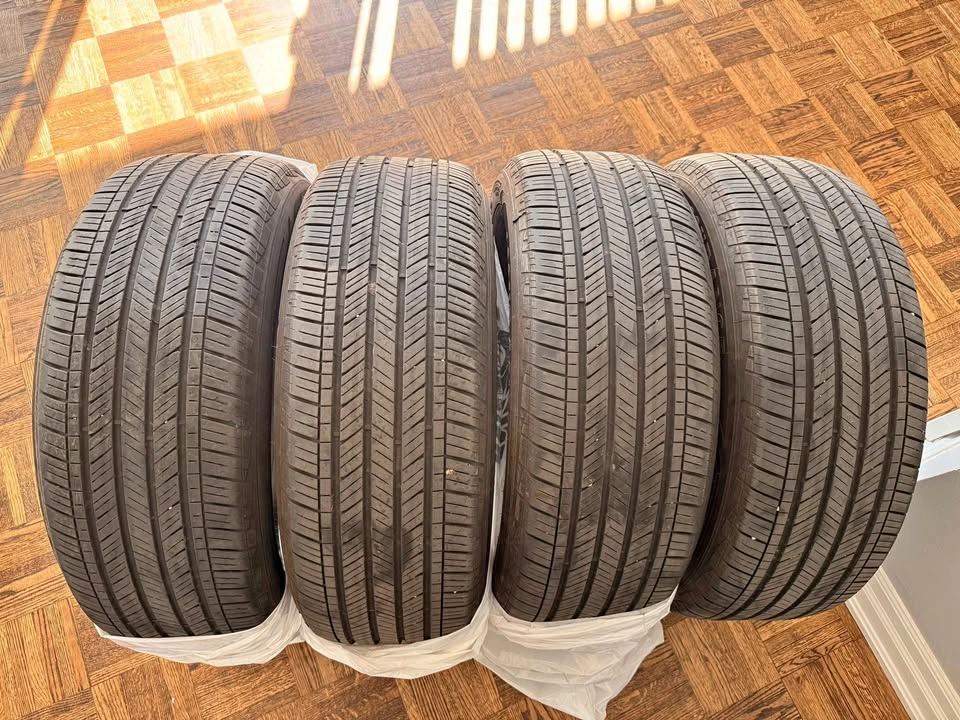 Goodyear Assurance Finesse Tires – Set of 4 – 235/55R18