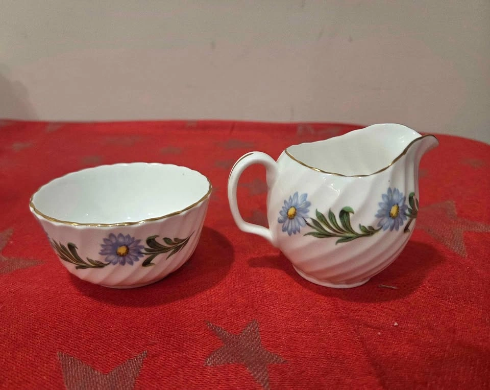 Vintage Adderley Fine Bone China Creamers & Sugar Bowls - photo 5