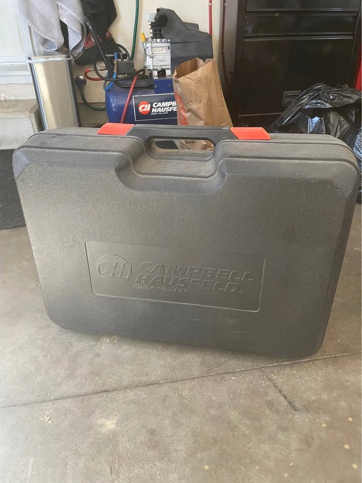 Campbell Hausfeld three pneumatic nail gun kit - photo 2