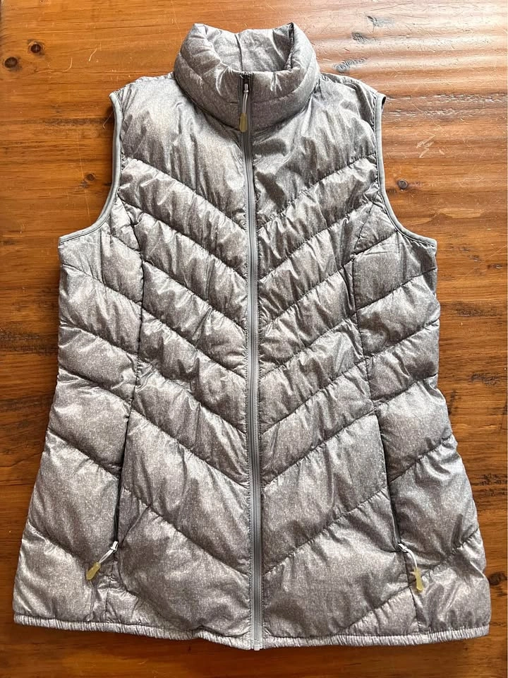 Small - 32 Degrees Heat puffer vest