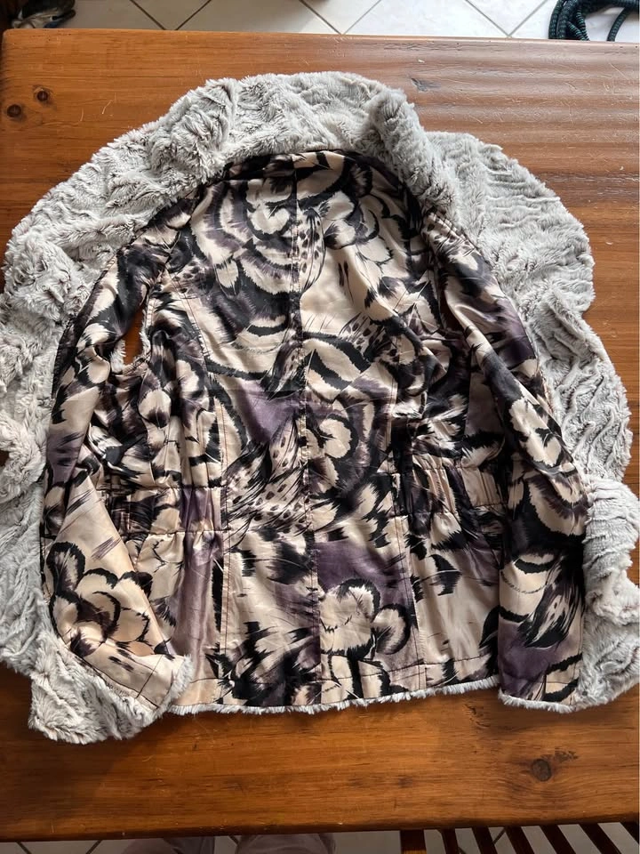 S/M dressing vest - photo 4