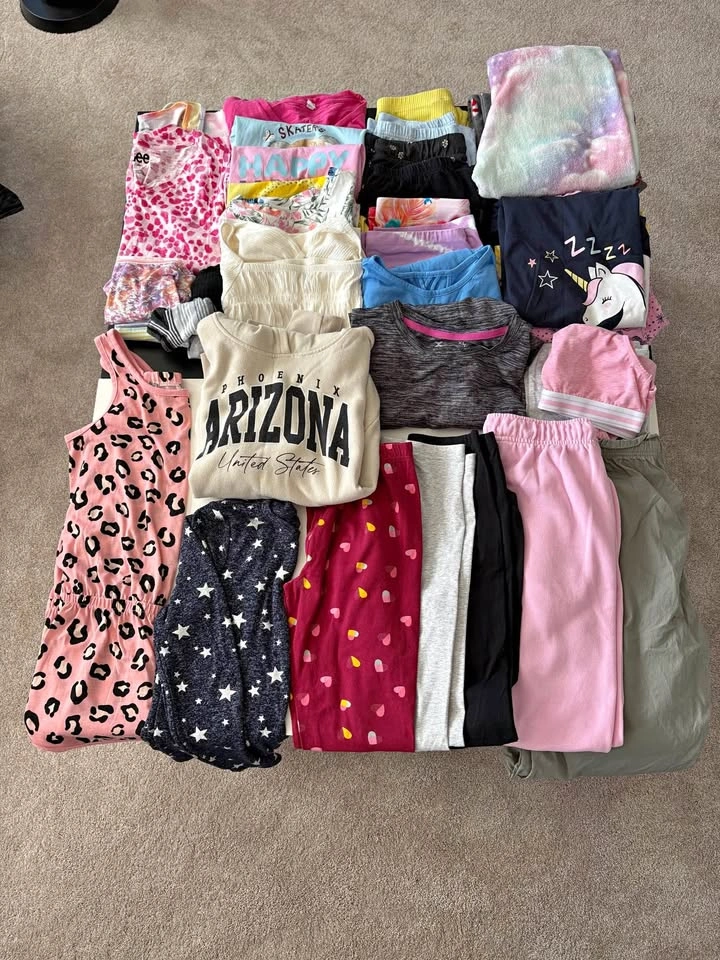 Lot of Girl Clothing Size 14/16
