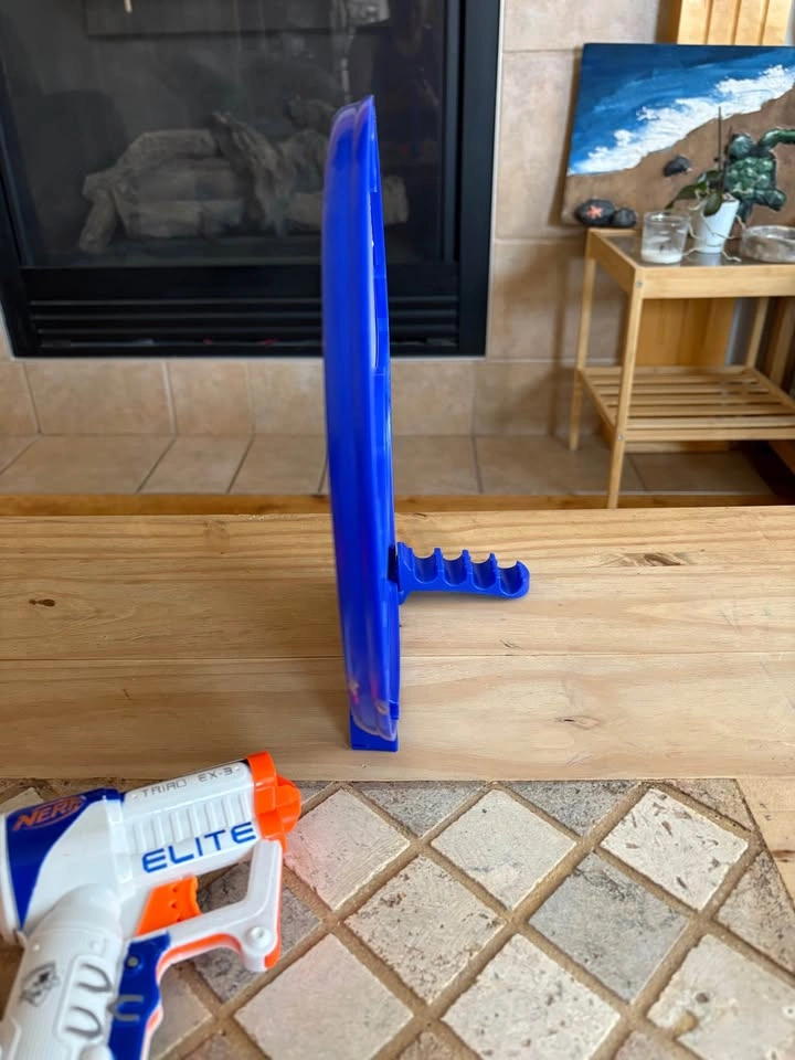 Nerf Elite w/Target & Darts - photo 2