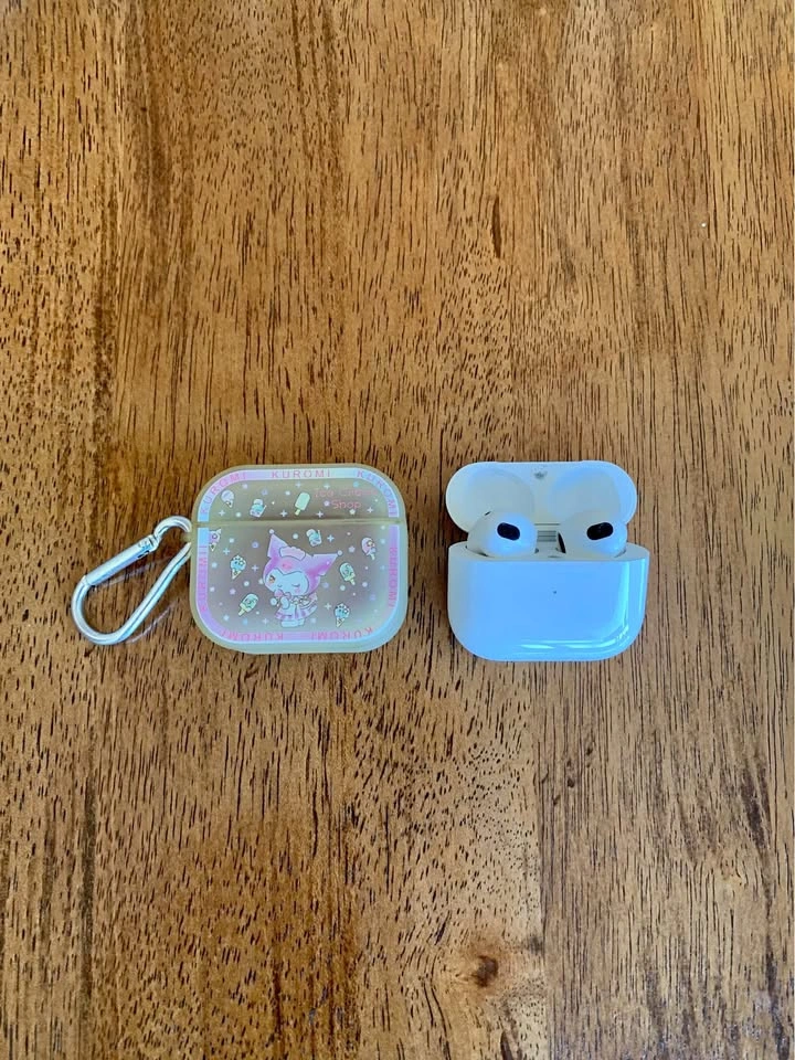 AirPods GEN 3 with case