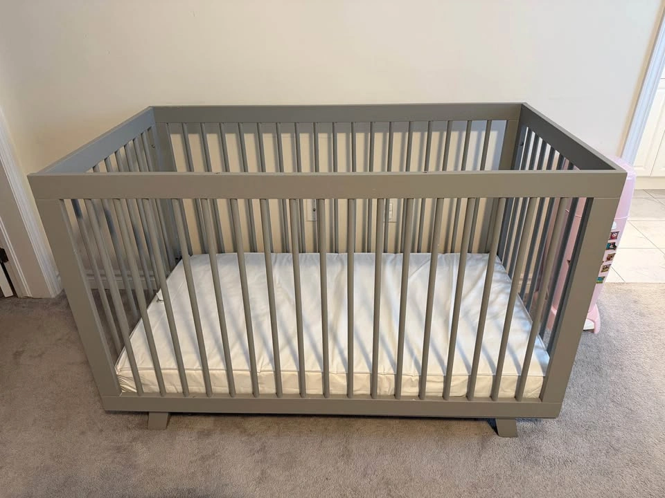 Babyletto Hudson 3-in-1 Convertible Crib and Dresser Set - photo 3