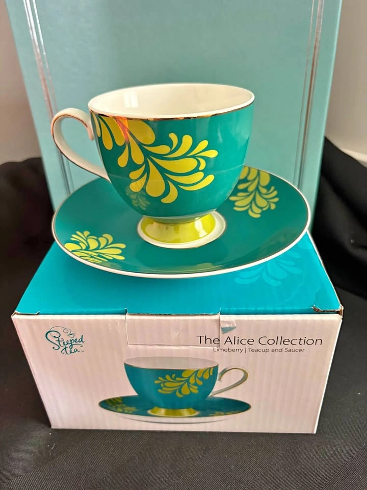 Alice Teacup - Limeberry