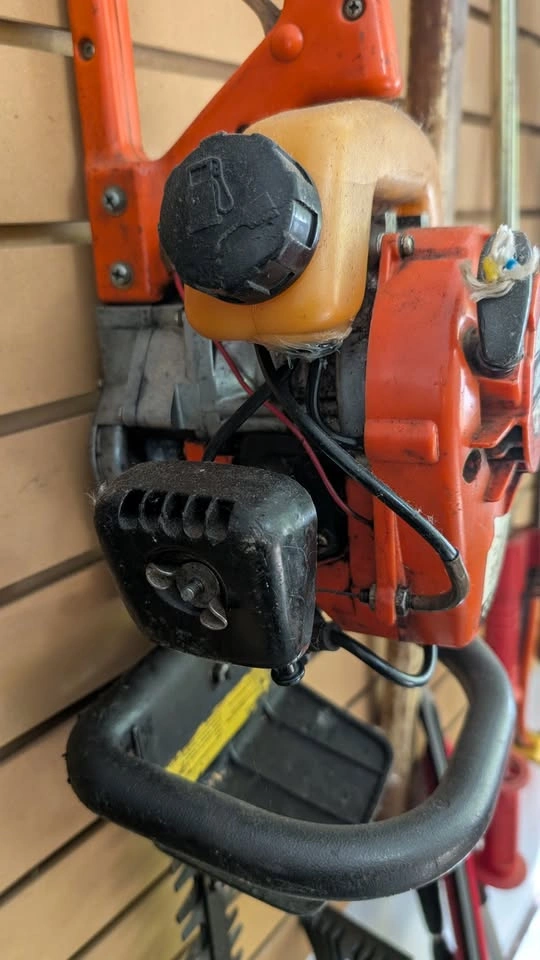 ECHO HC-1500 Gas Hedge Trimmer - photo 3