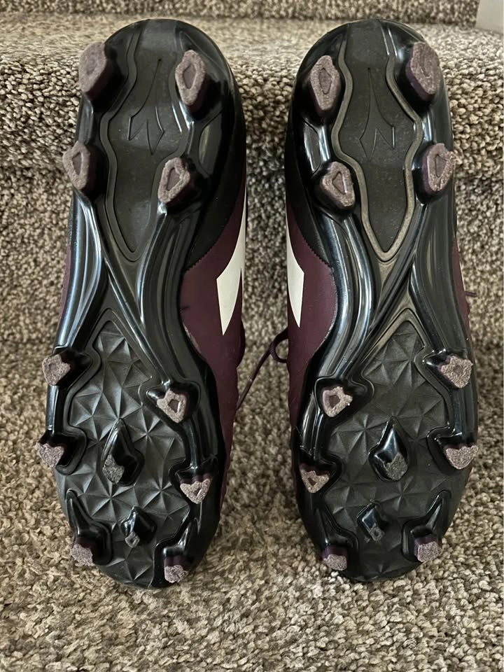 Kids Soccer Cleats - Size 6 - photo 4