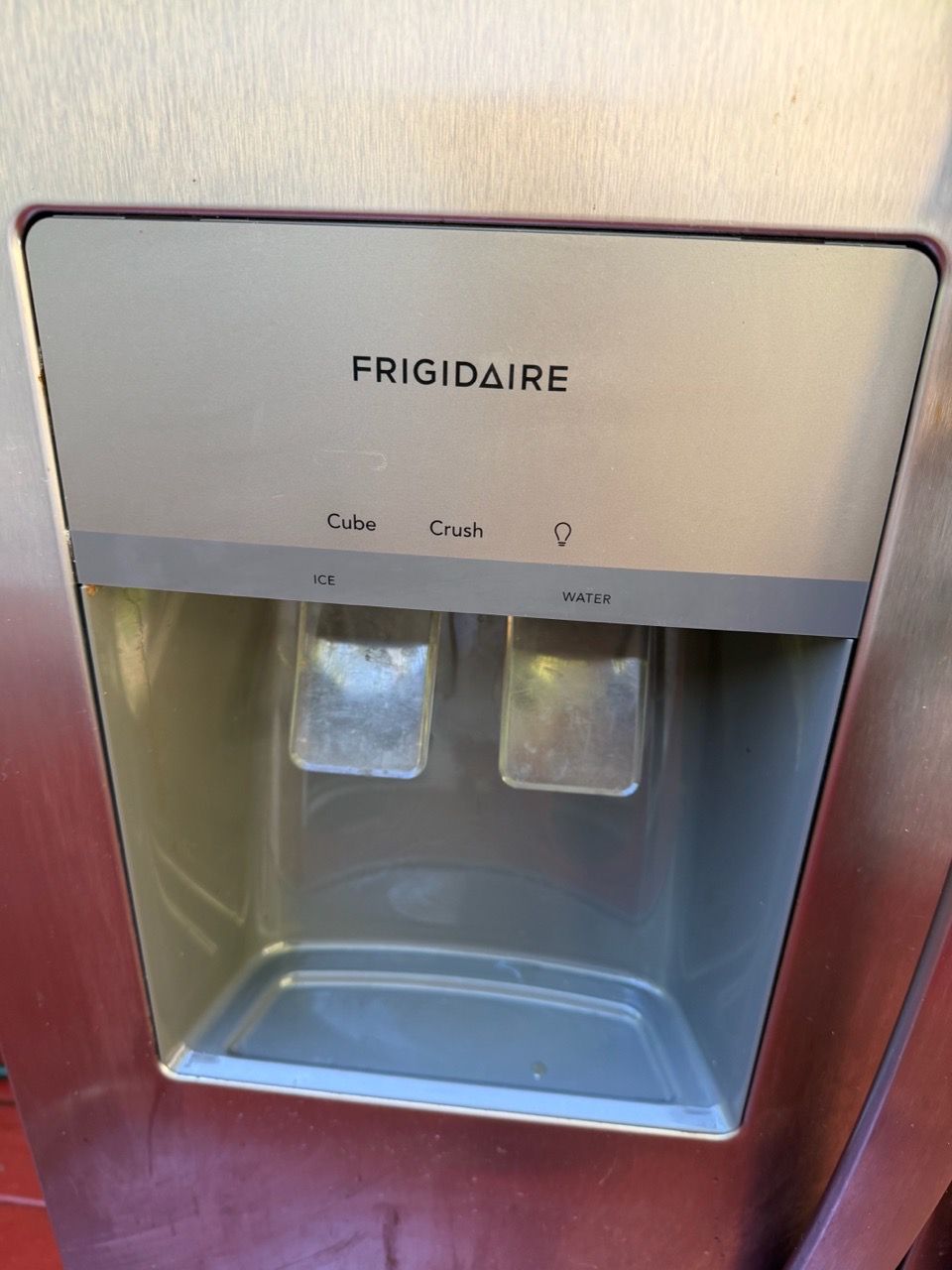 Frigidaire Gallery 36 inch Refrigerator and Microwave - photo 2