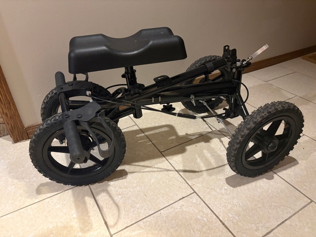 Folding knee scooter with all terrain tires - photo 2