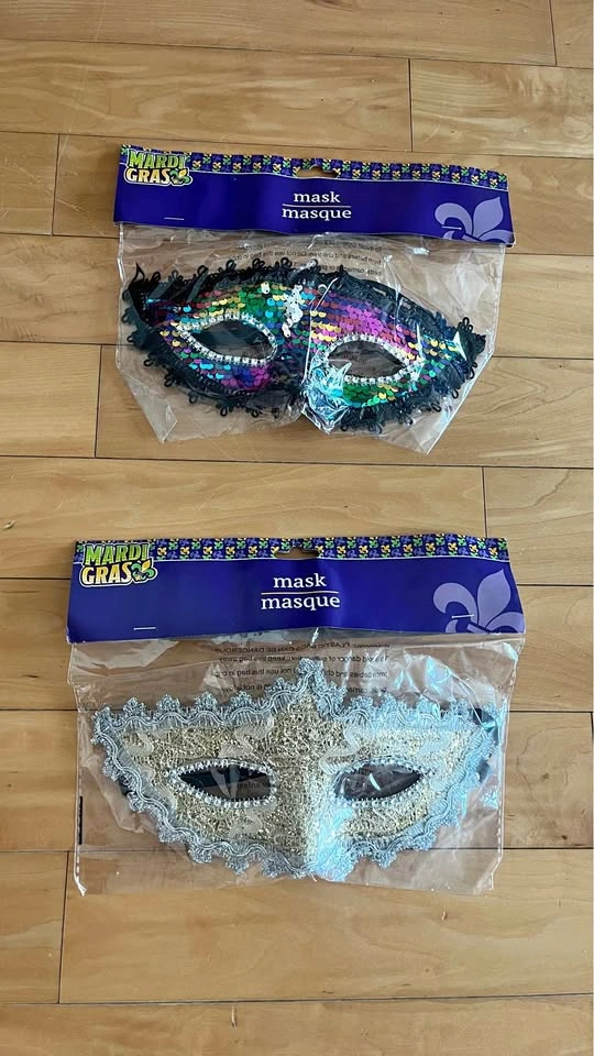 Set of two face masks