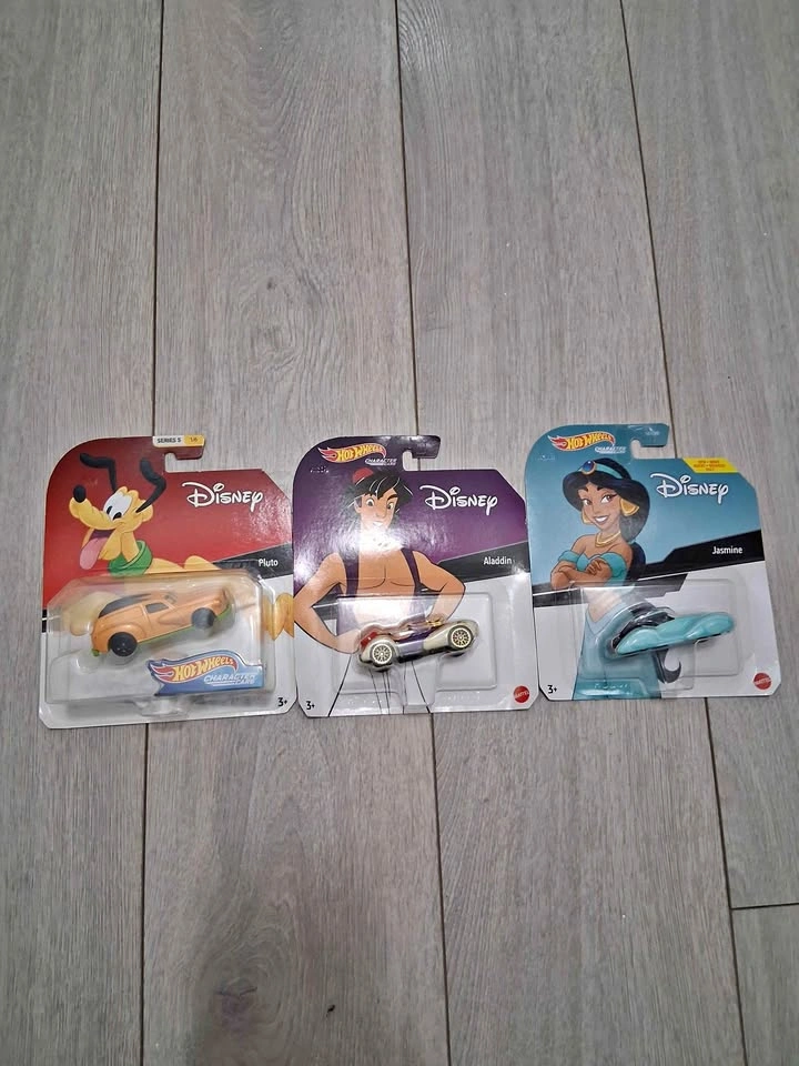 Hot Wheels Disney Aladdin Pluto Jasmine