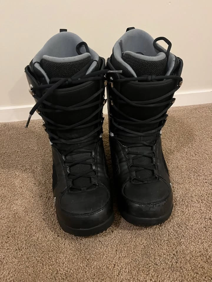 K2 Snowboard Boots – Men's Size 11 – Lace-Up - photo 5