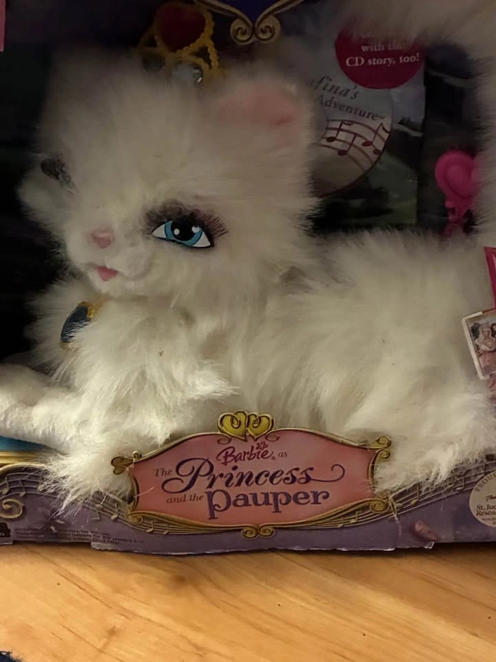 Vintage 2004 Barbie Princess and the Pauper Serafina Cat - photo 3