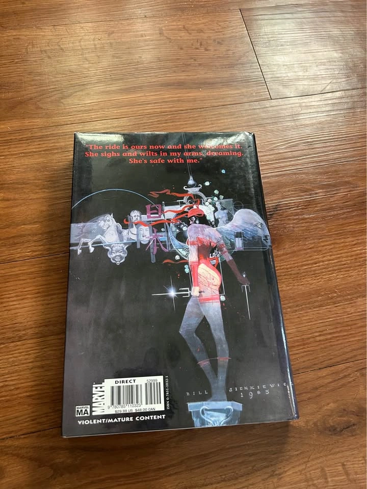 Daredevil / Elektra: Love & War HC (Marvel Comics) - photo 2