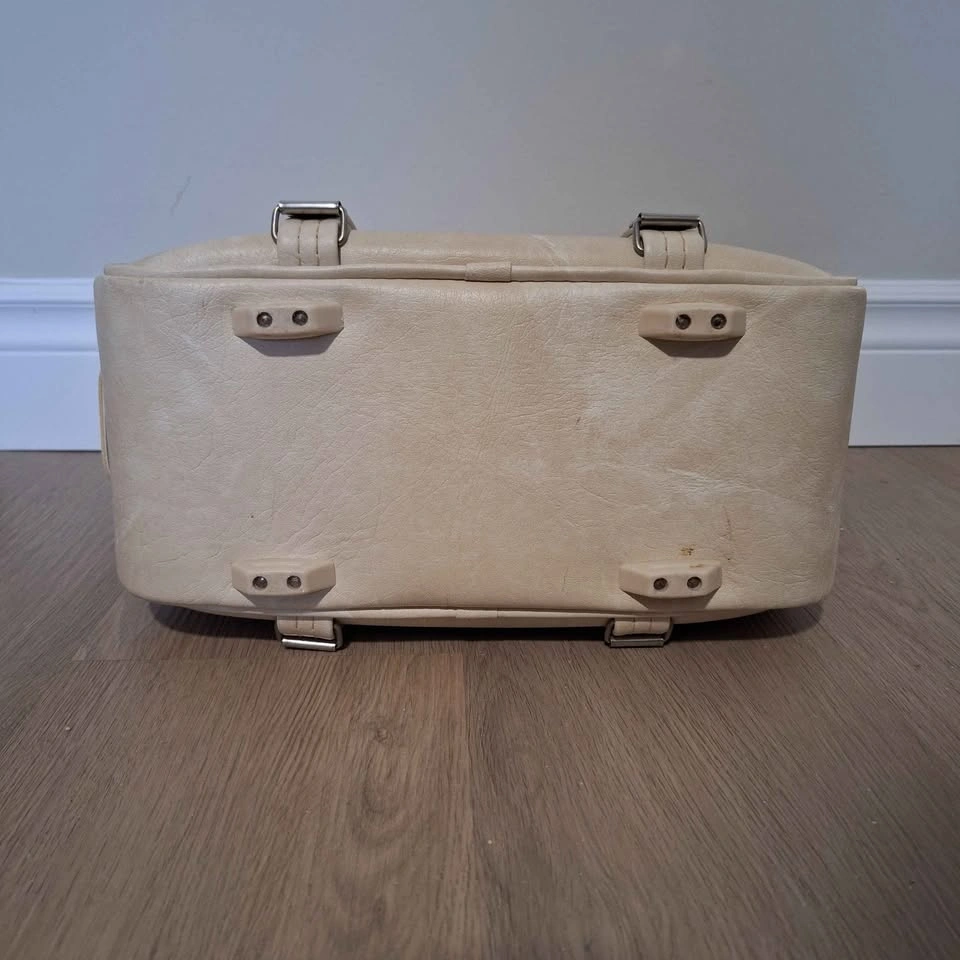 Vintage 1970s Dionite Overnight Bag - photo 3