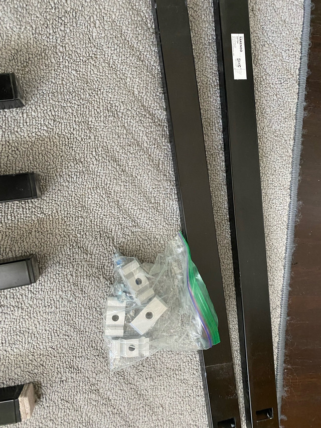 Black metal legs for table with hardware - photo 3