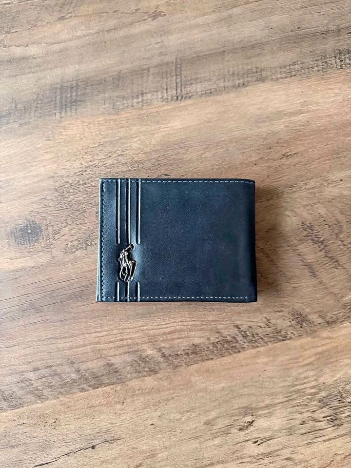 Black Bifold Wallet — Like New