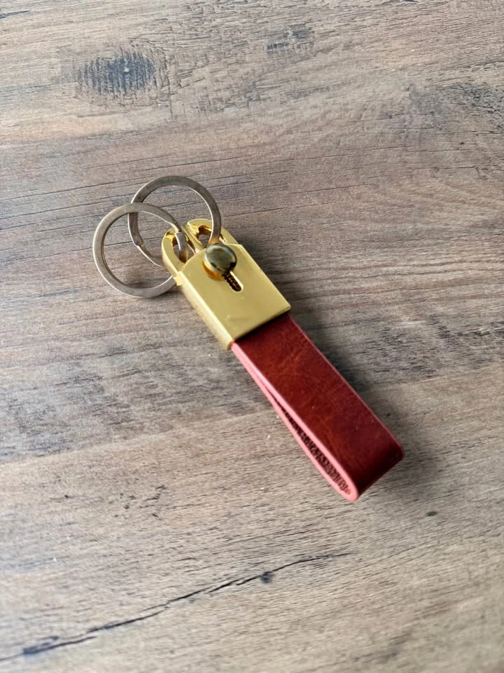 Leather Keychain — New - photo 2
