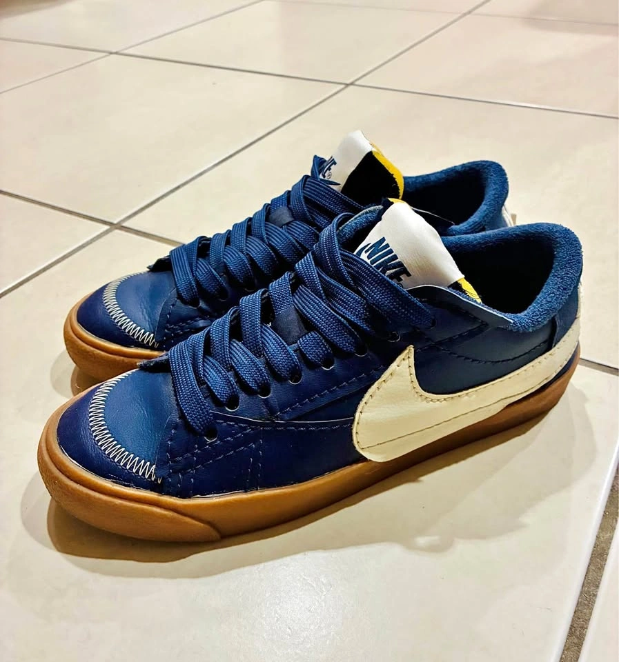Nike Blazer Low Jumbo - Navy Blue with Gum Sole
