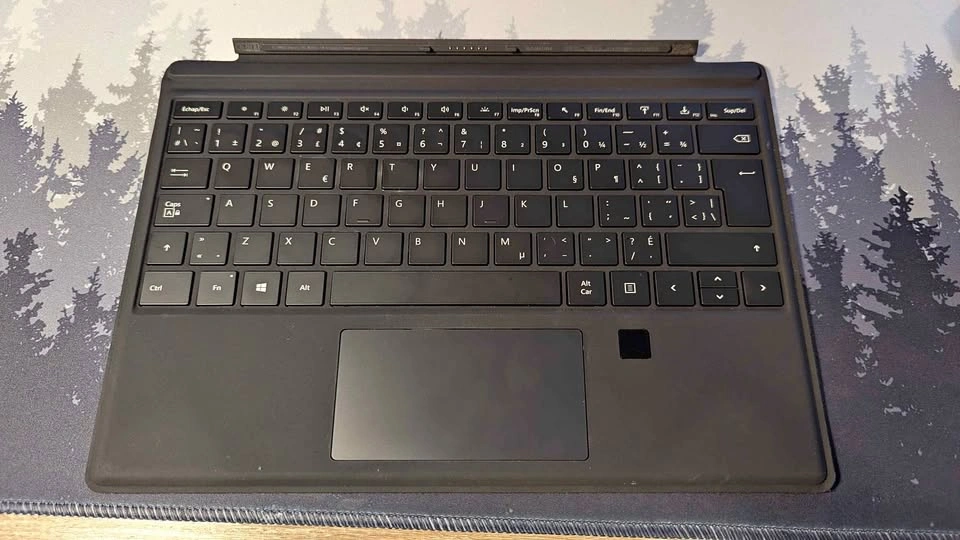 Microsoft Surface Typecover with Fingerprint reader