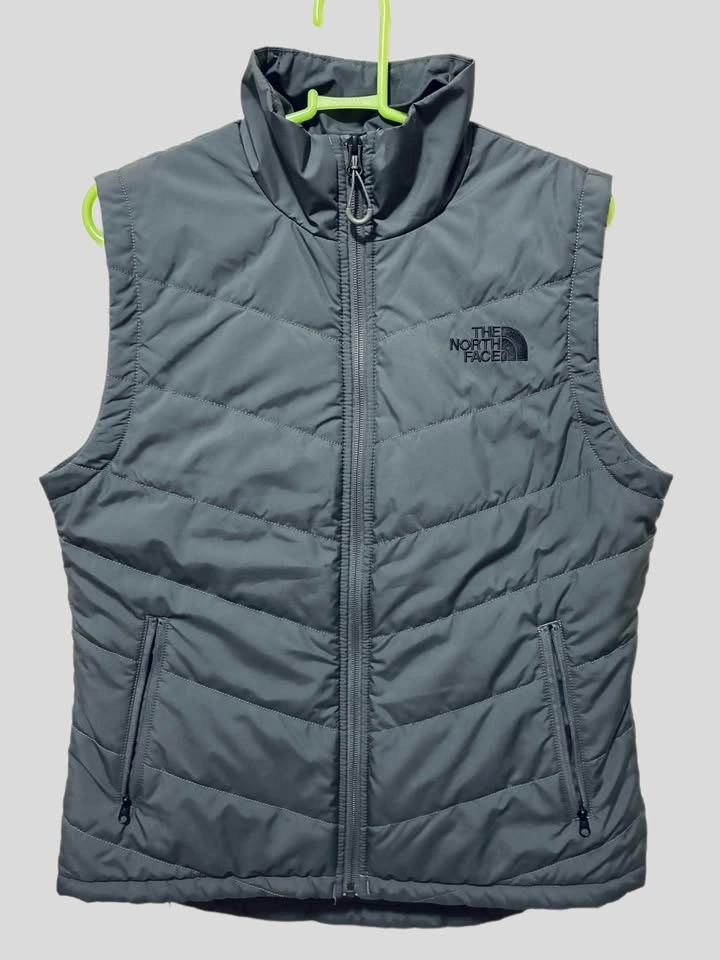 North face women’s vest size S - photo 2