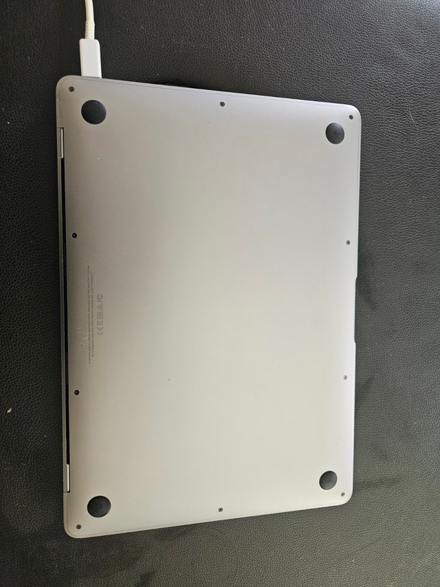 MacBook Air 13.3" Retina – Intel Core i5 – $150 Firm - photo 3