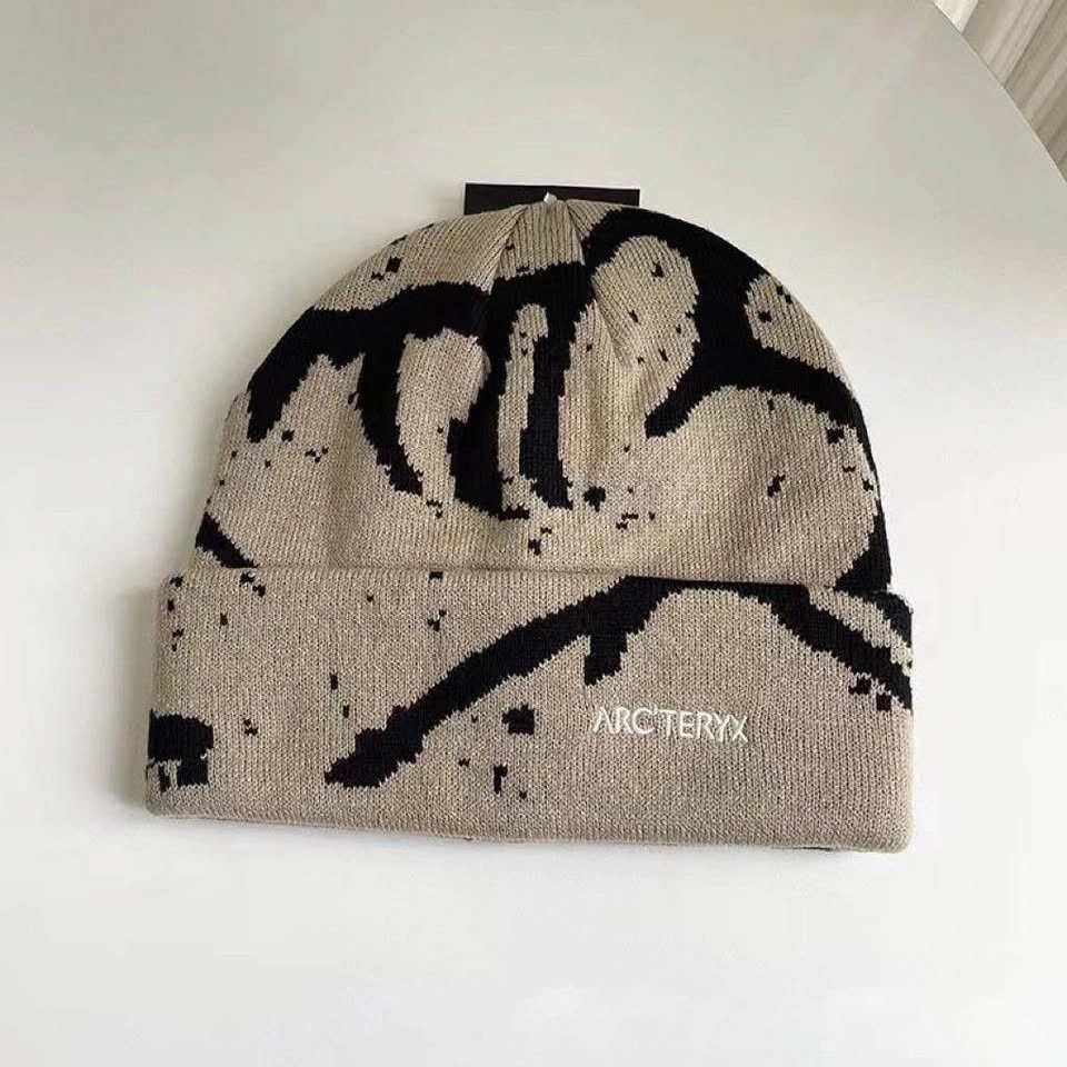 Arc'teryx Beanie Beige