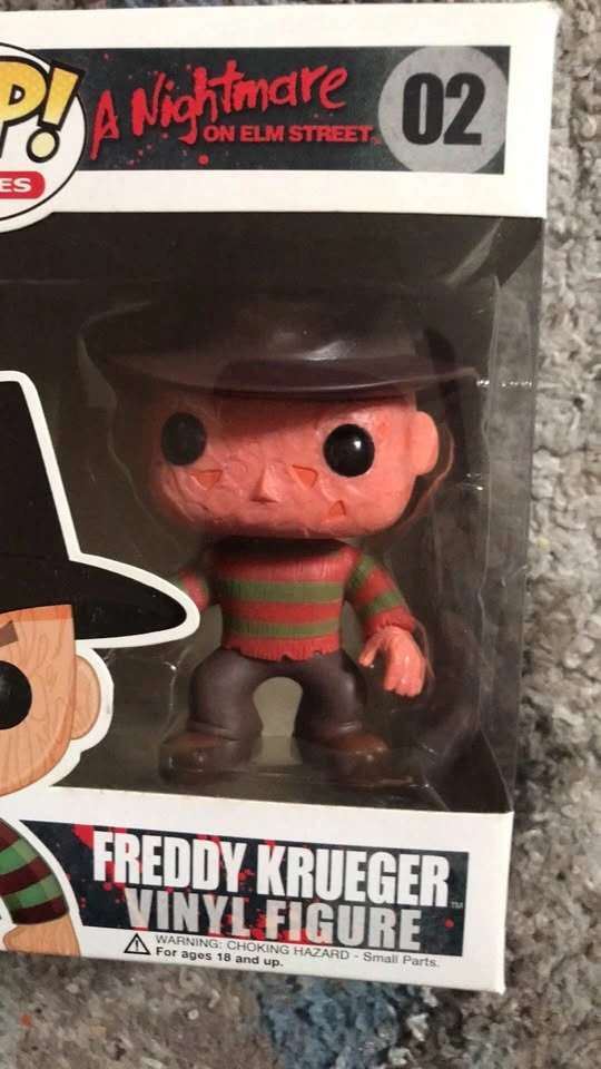 Freddy Krueger vinyl figure - photo 3