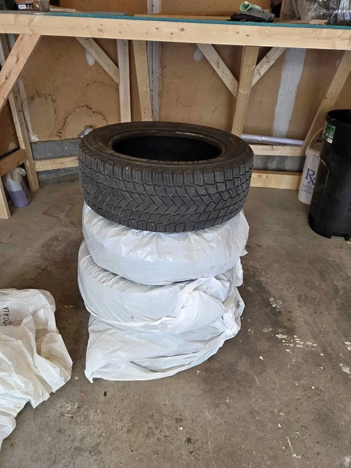 Michelin X-Ice Snow Tires 215/55R16 97H - Set of 4
