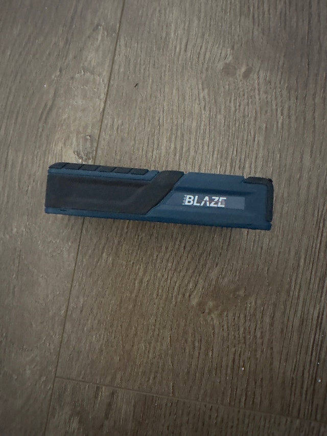 Bosch GLM 30 Blaze Laser Measure - photo 2