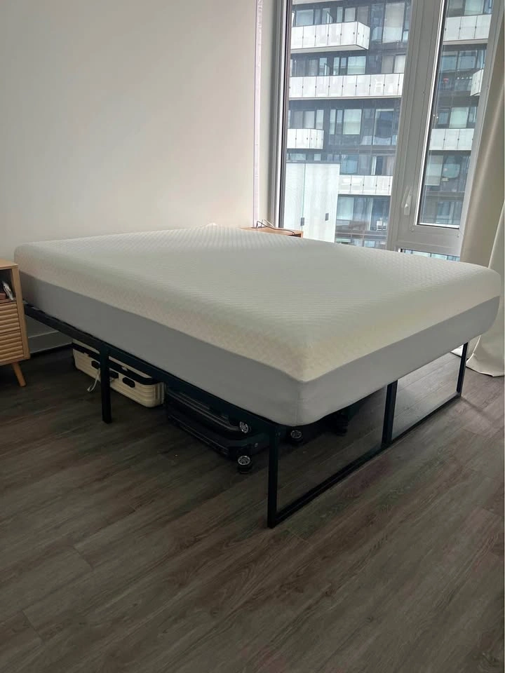 Zinus 12” Full-Size Memory Foam Mattress – Green Tea + FREE 4 PI
