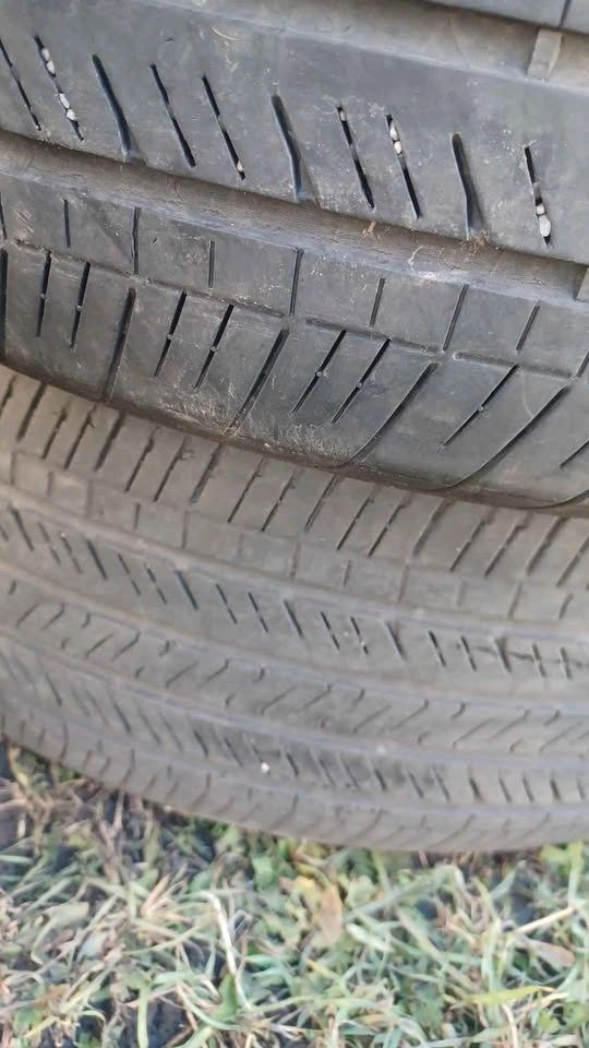 6 235/55/R20 GOODYEAR EAGLE TOURING M+S $130 - photo 2