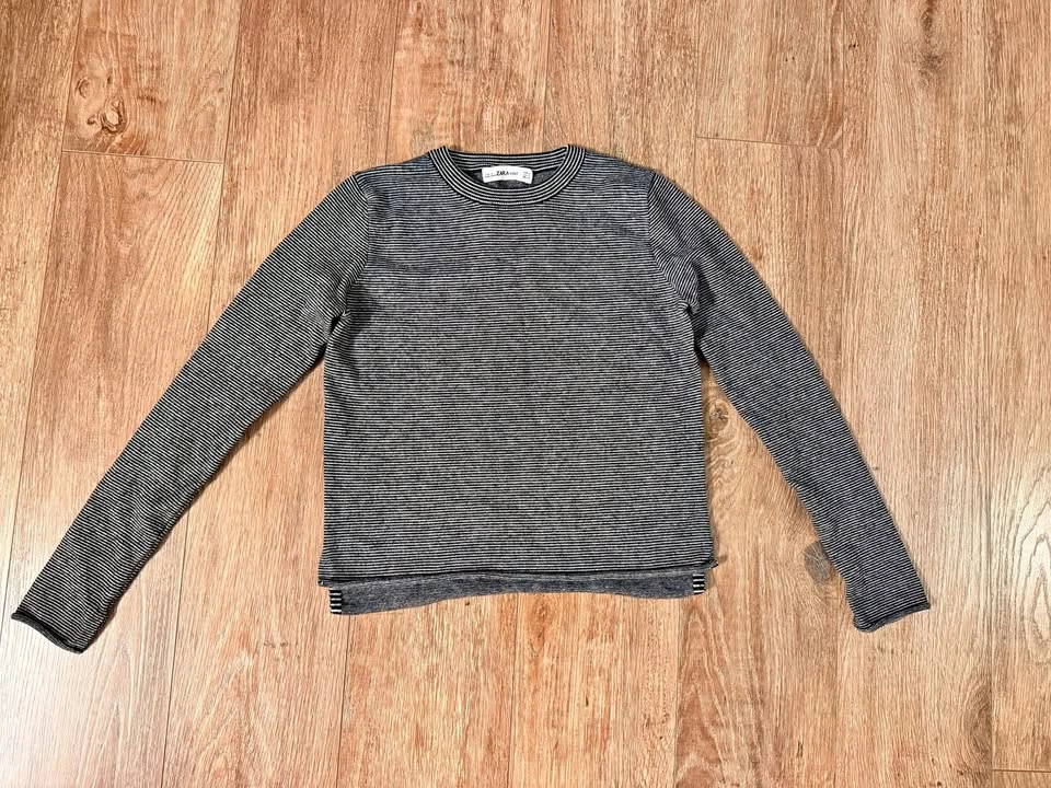 Zara Knit Striped Long-Sleeve Top S