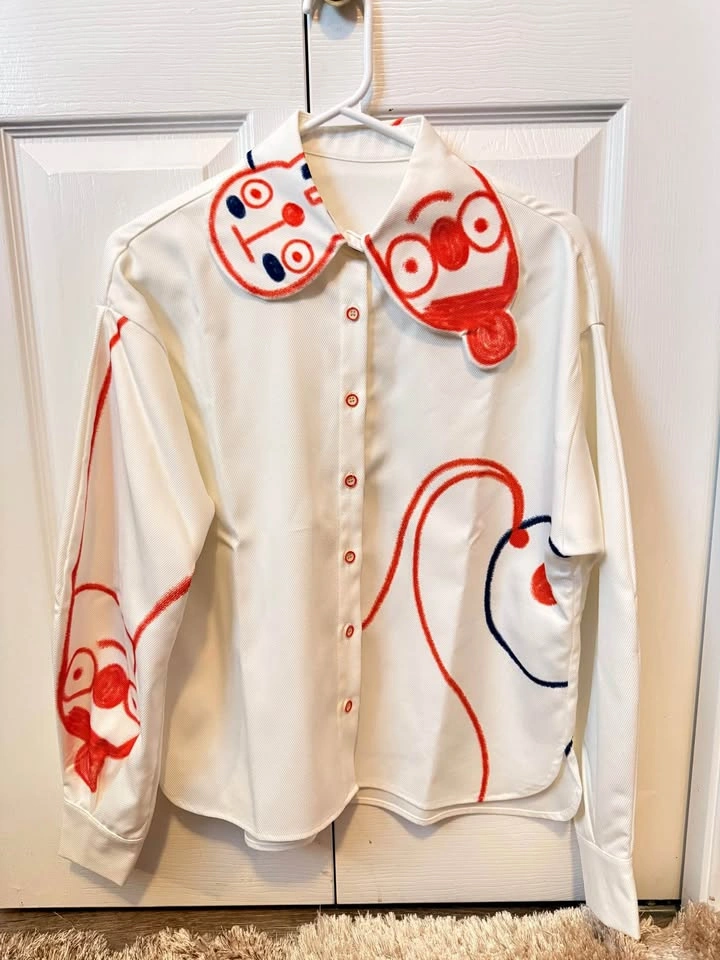 White Graphic Art Button-Down Shirt size S/XS