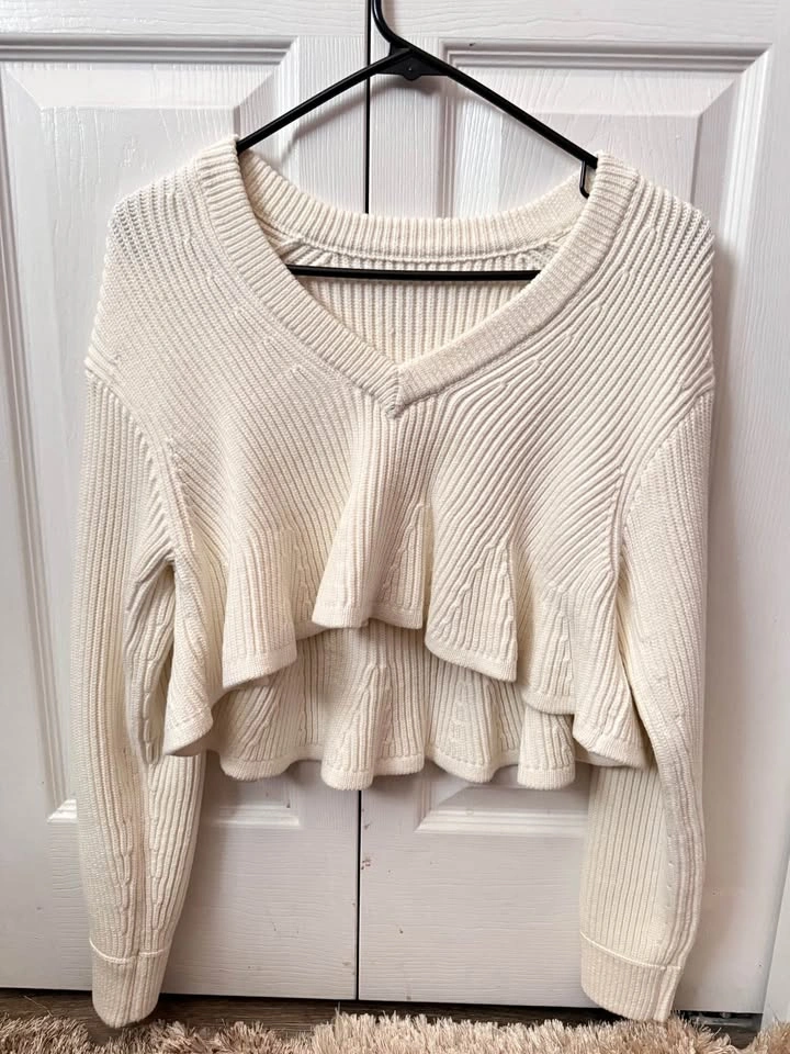 Sweater size S